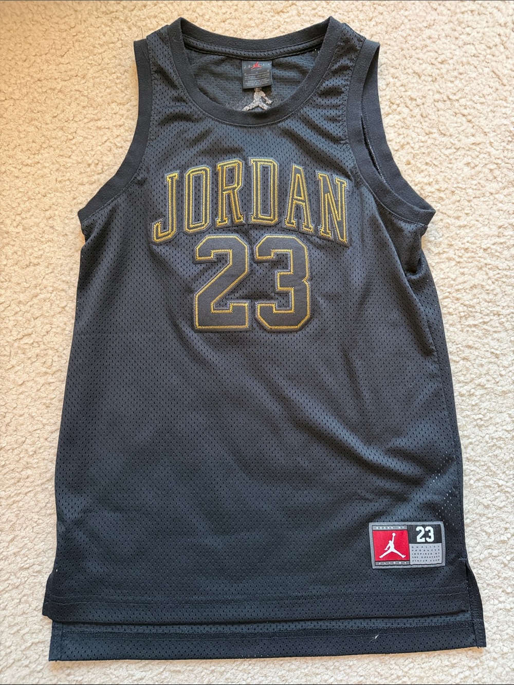 Jordan Boys M Black & Yellow 23 Mesh Basketball Jersey